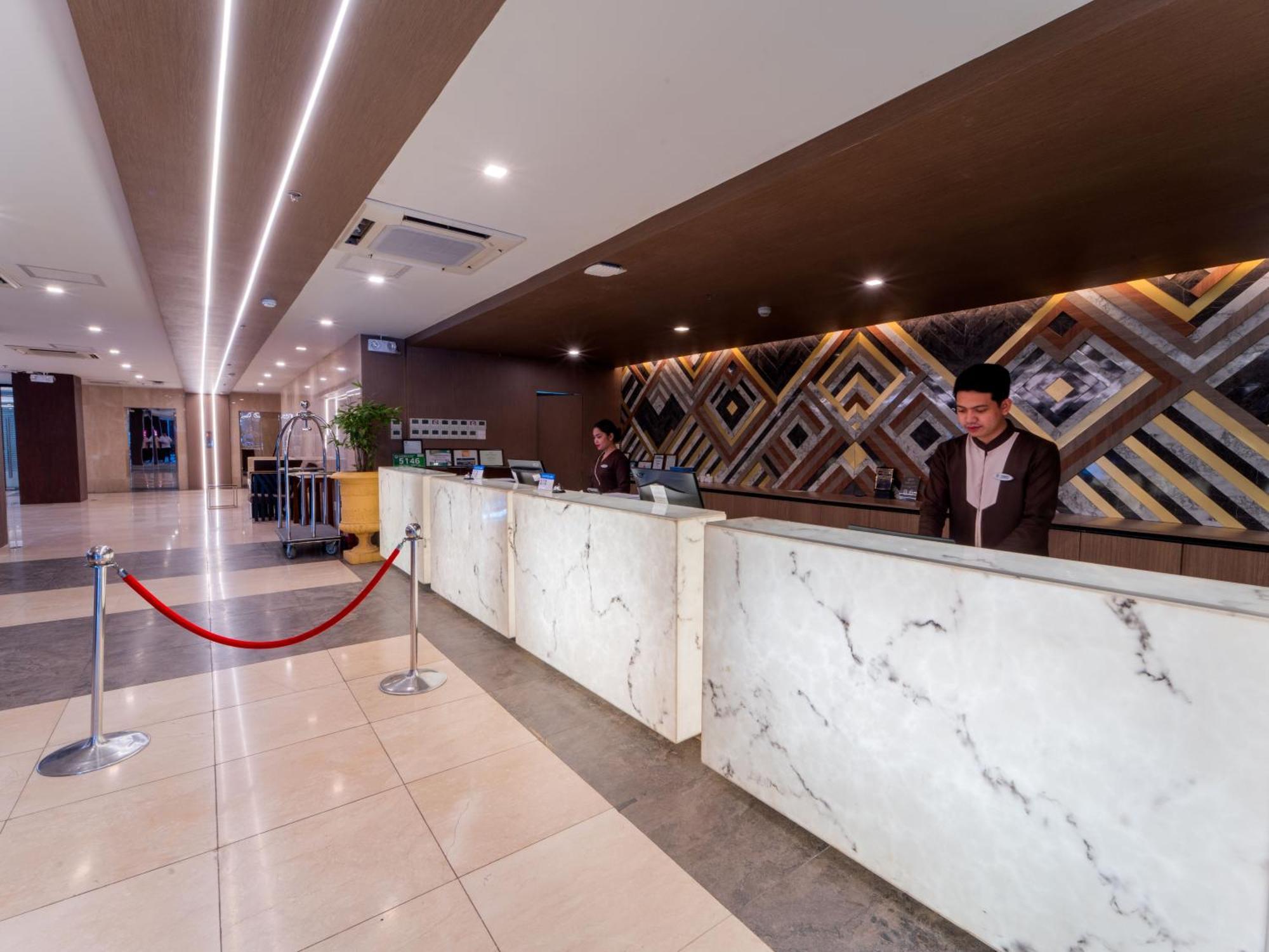 Metrocentre Hotel Tagbilaran City Exterior photo